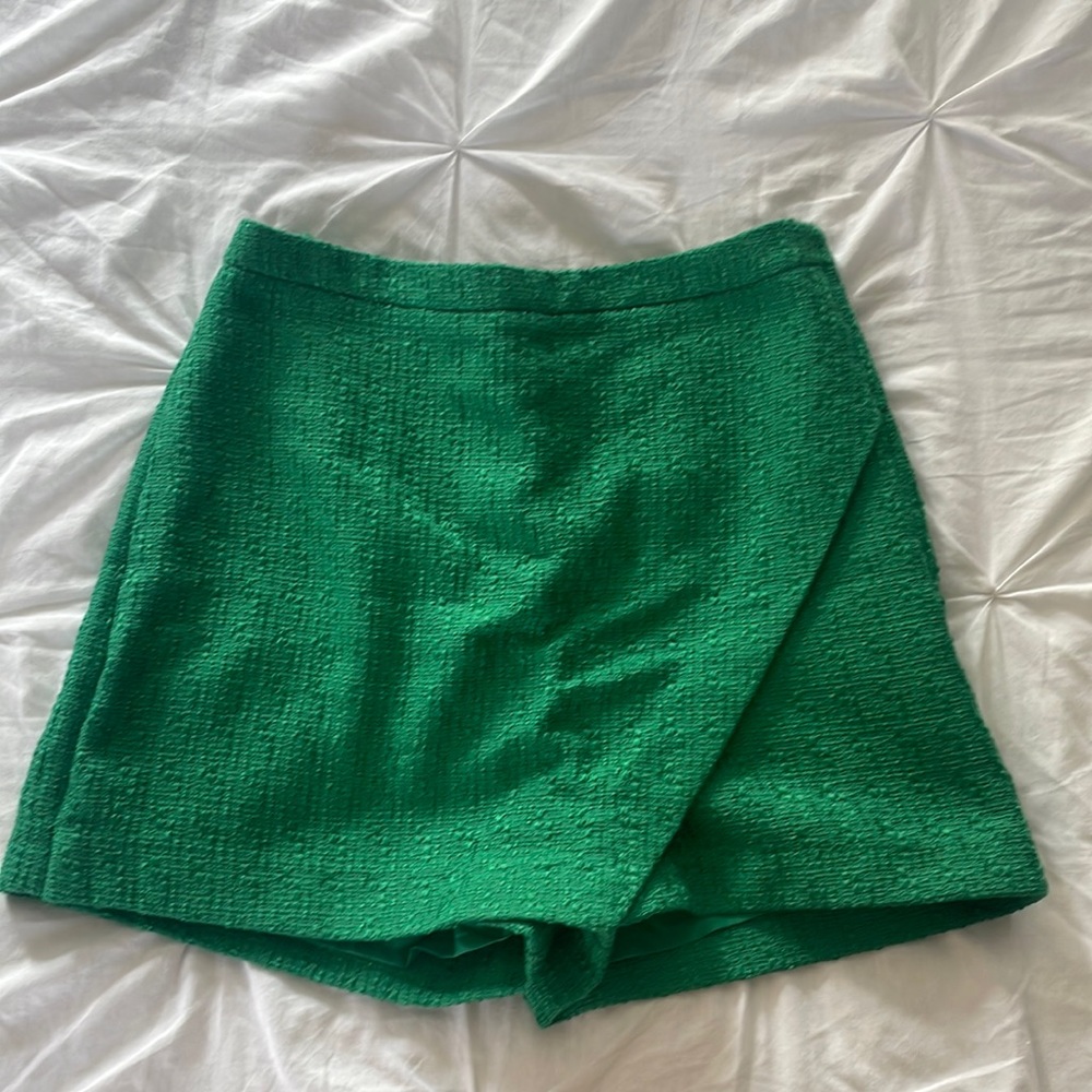 Skort Size 4 NEVER WORN